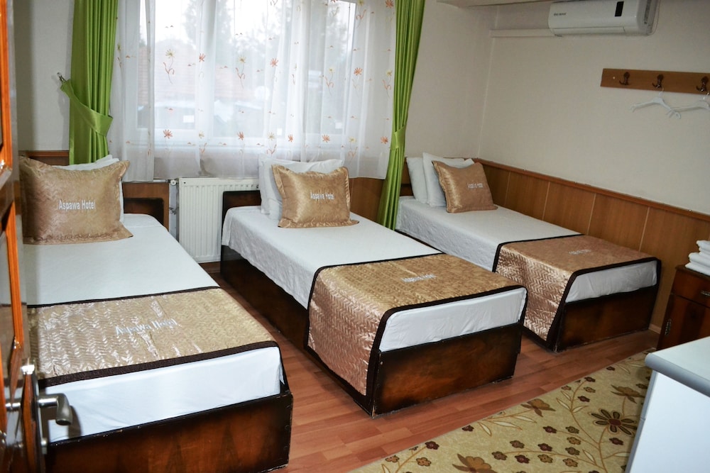 Triple Room photo 1