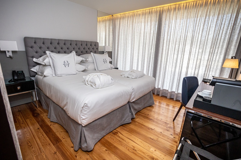 Classic Double or Twin Room, Terrace - Photo 2