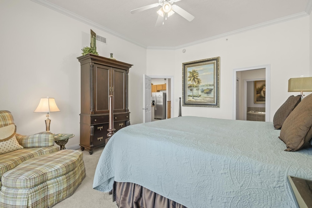 Condo, 3 Bedrooms