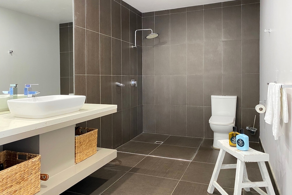 Premium Luxury Waterfront Room photo 3