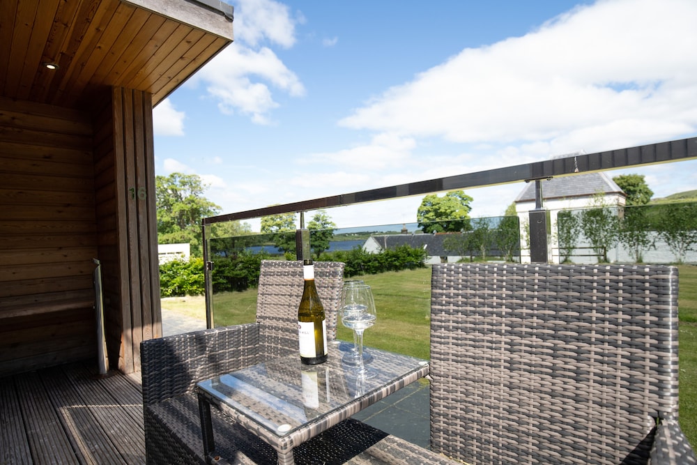 Double or Twin Room in Garden - Photo 2