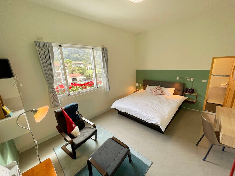 Double Room(Middle-size, Green) photo 1