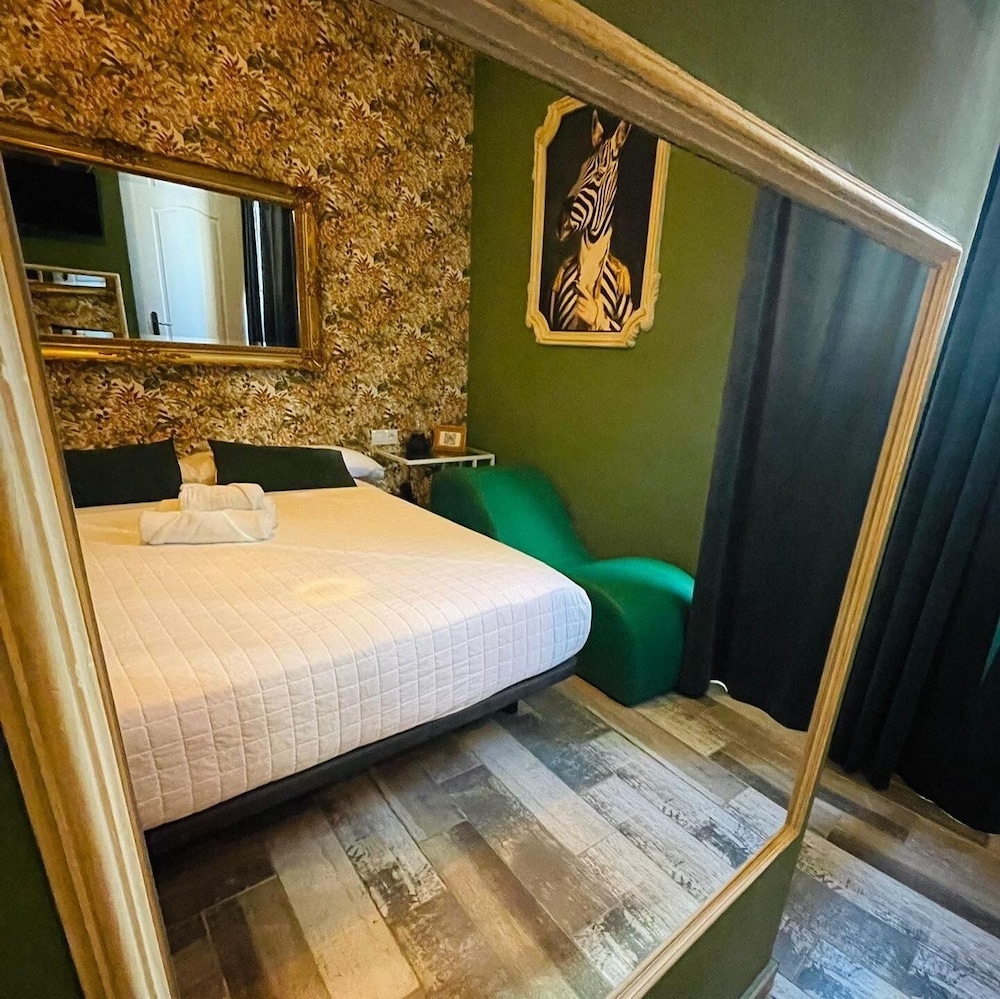 Deluxe Double Room - Photo 2