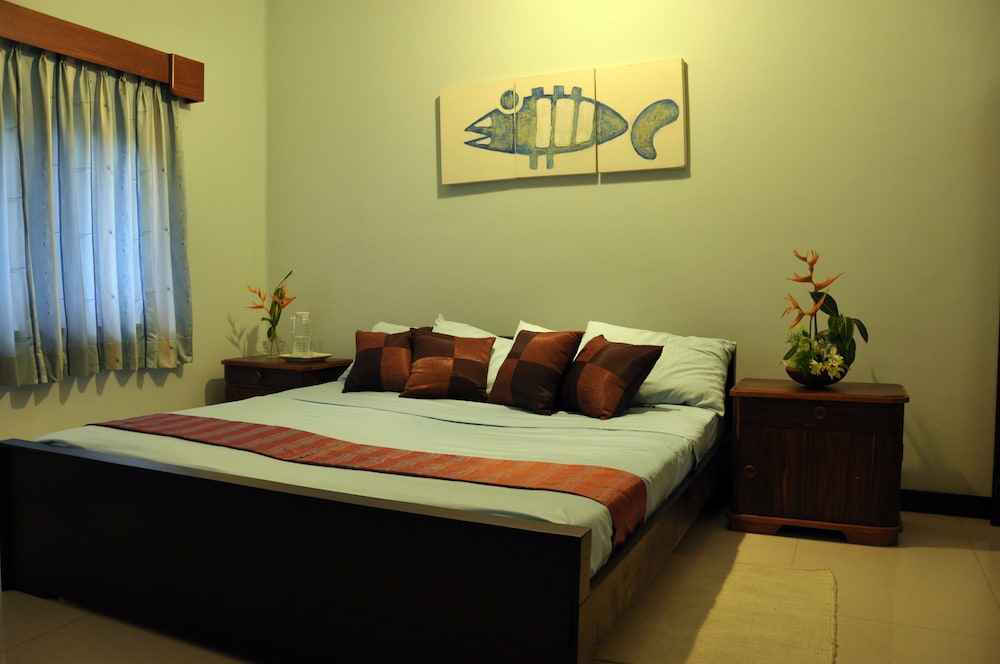 Villa photo 1