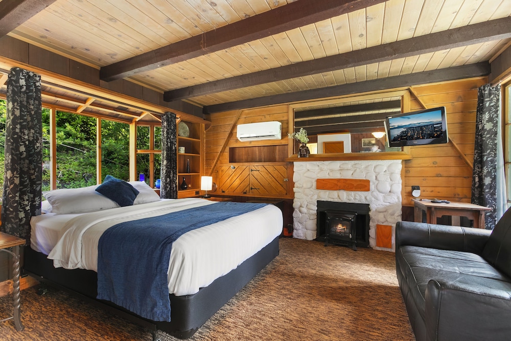 Cabin 1