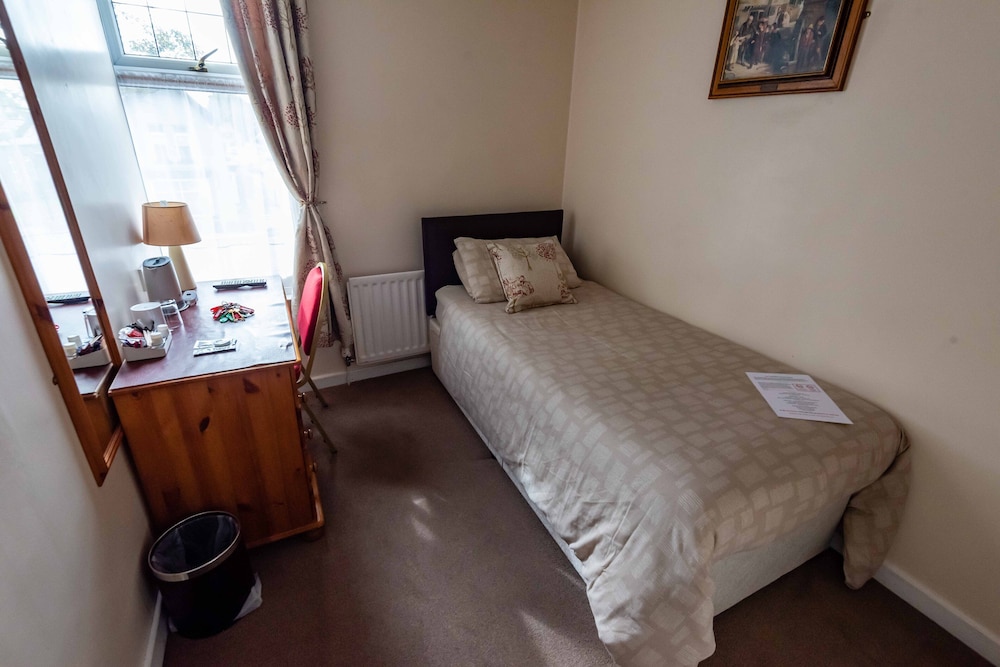 Superior Single Room