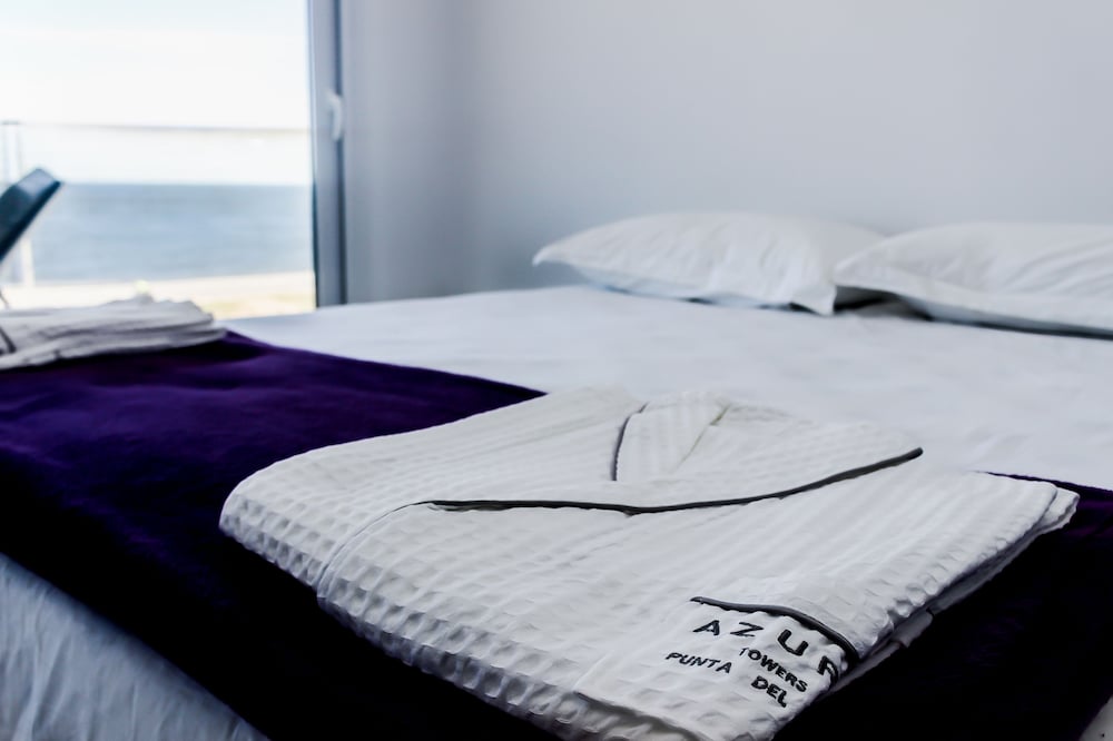 Luxury Apartment, 3 Bedrooms, Private Bathroom