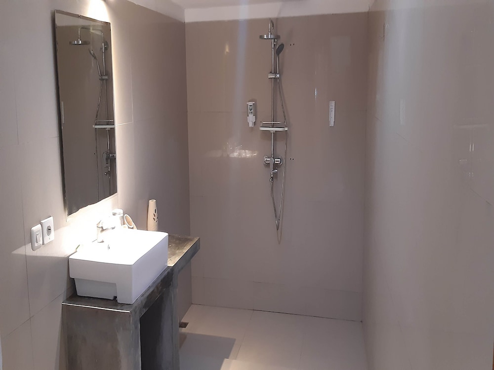 Deluxe Room - Photo 2