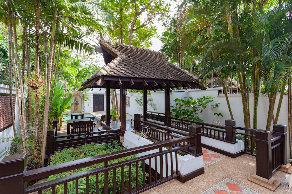 Grand Deluxe Pool Villa - Photo 11