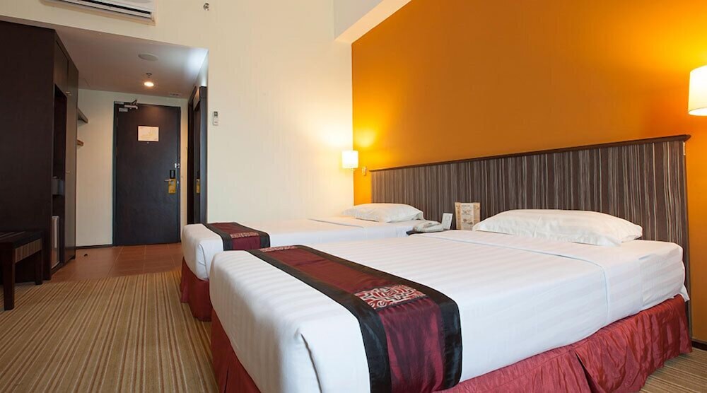 Standard Twin Room (2 Single Beds) photo 3