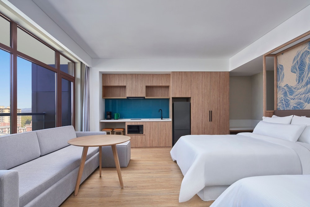 Studio, 2 Double Beds photo 3