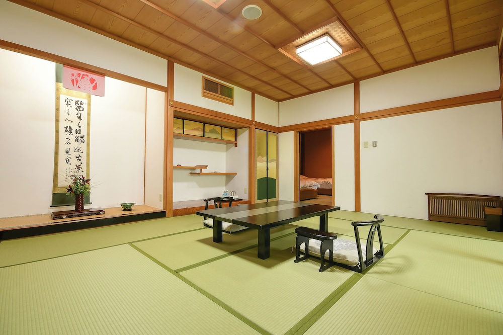 Suite, Non Smoking, Garden View photo 1