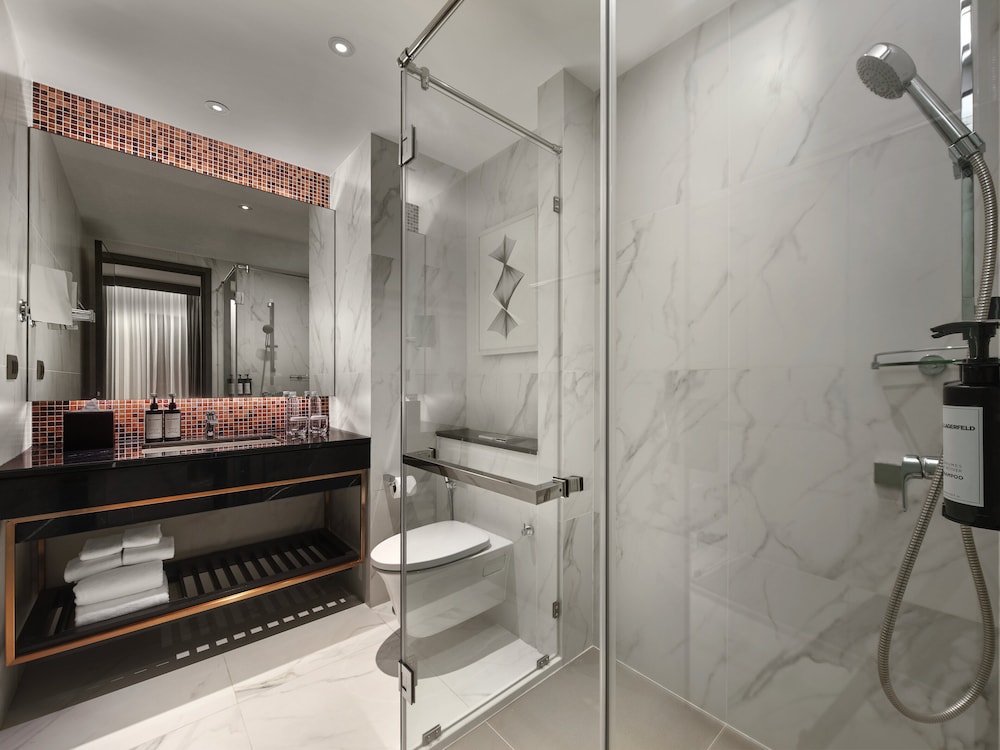 Suite, 1 Bedroom (Sky) thumbnail 5