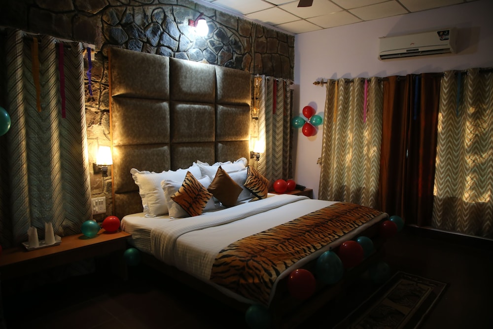 Royal Room