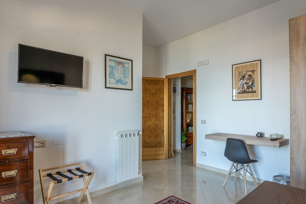 Superior Double Room, Balcony photo 3