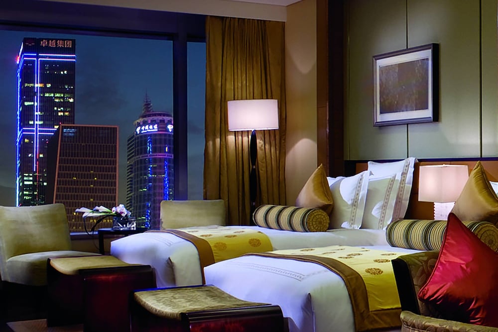 Club Deluxe Twin Bed Room - Photo 1