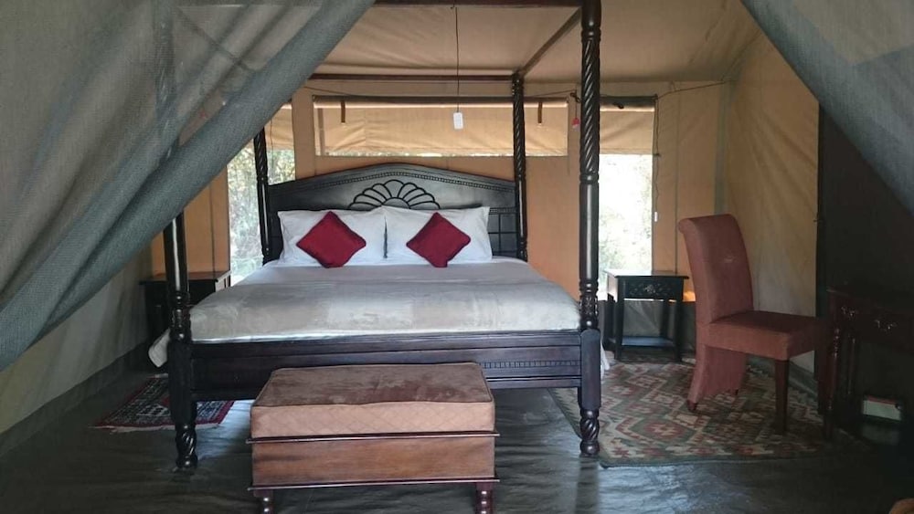 Deluxe Double Room, River View photo 2