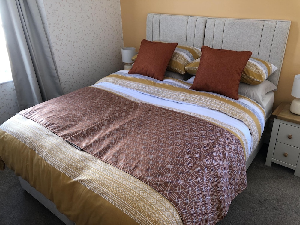 Double or Twin Room, Ensuite, Sea View