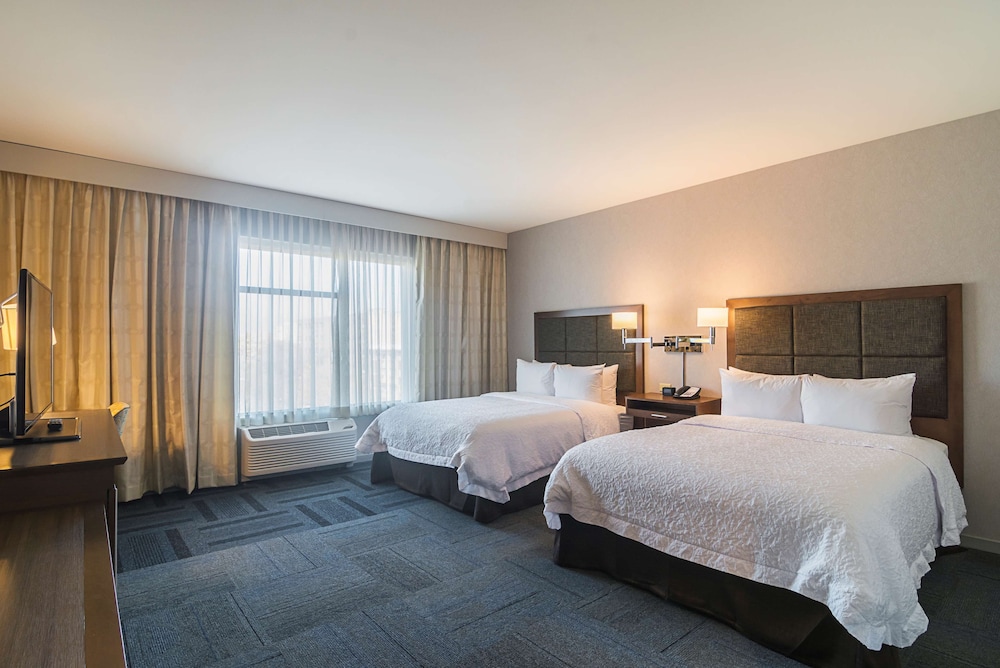 Room, 2 Queen Beds, Accessible (Roll In Shower, Mobility)