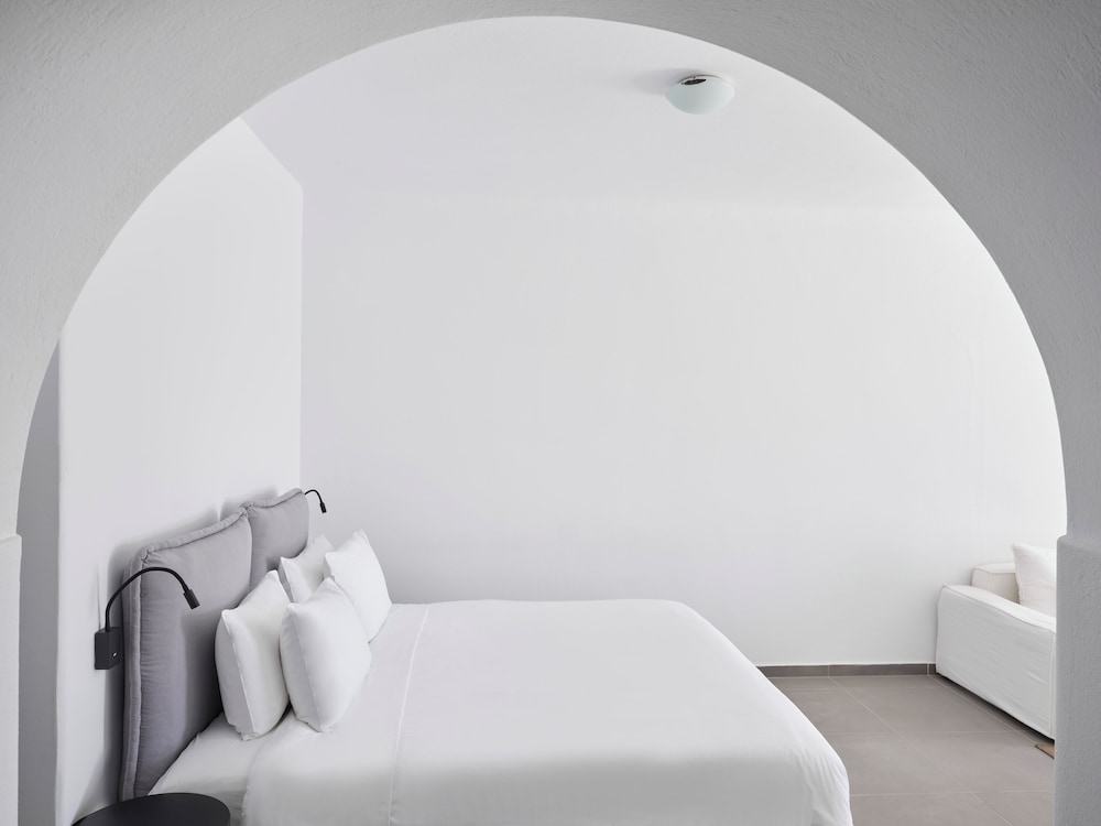 Superior Room, Sea View - Photo 2