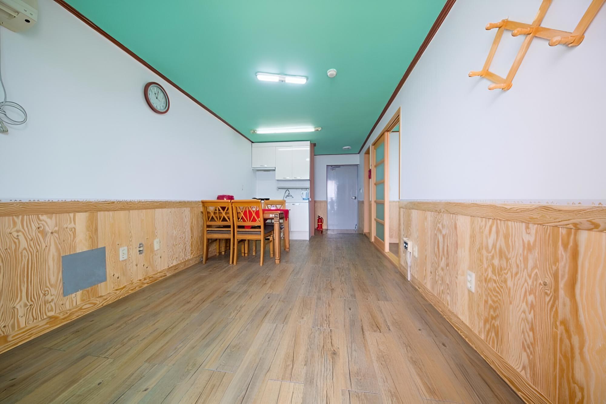 Room (401 (46m two-room)) - Photo 5