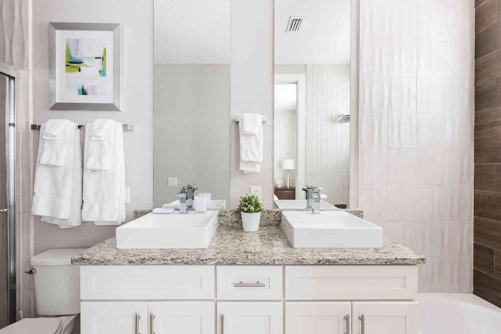 Your Dream Getaway Brand New Family Villa Just 5 Mins From Disney w Free Resort Access, Billede 5