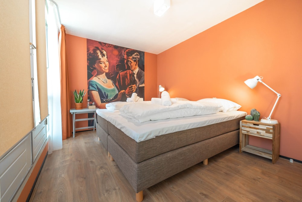 Economy Double Room (303 Church View) photo 1