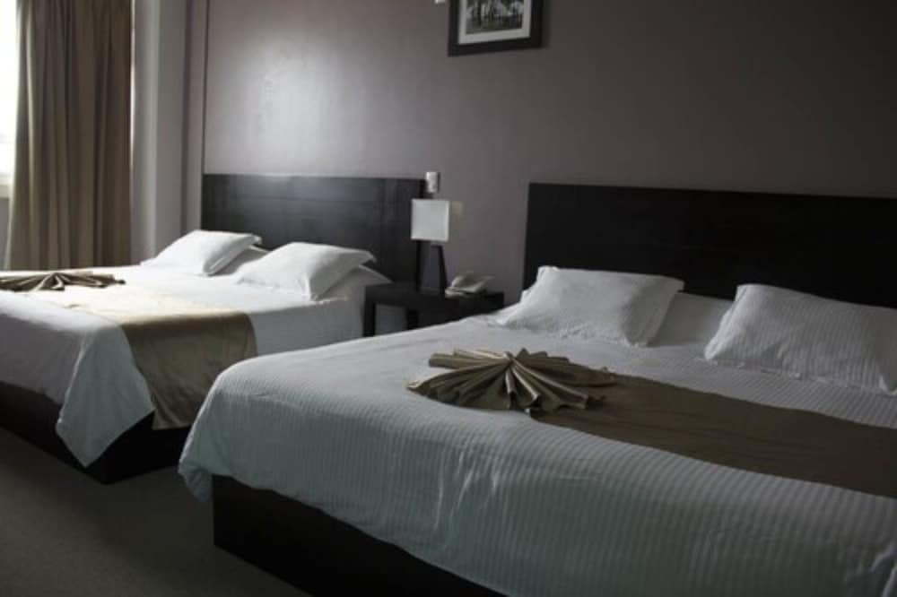 Family Double Room, Multiple Beds photo 1