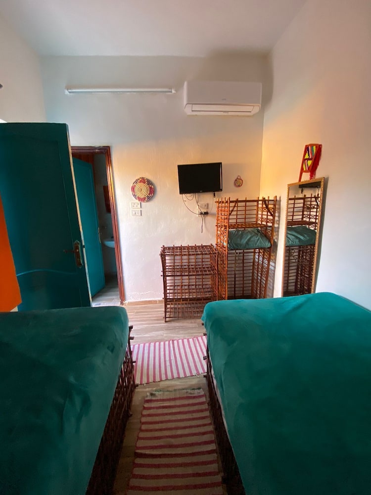 Standard Double or Twin Room photo 3