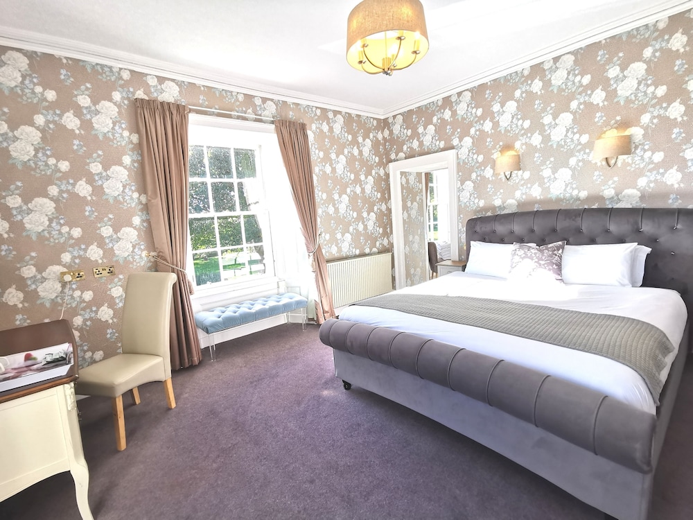 Superior Double Room, 1 King Bed, Non Smoking, Ensuite (House Super King Room 4-1st Floor)
