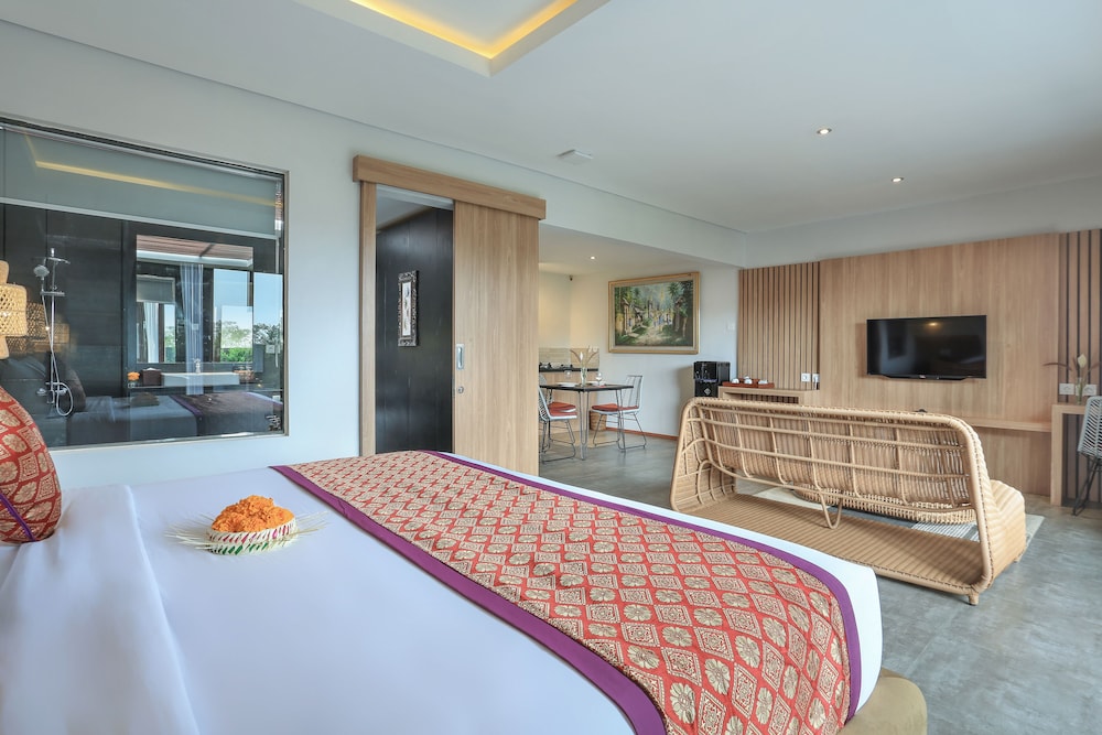 One Bedroom Private Heated Pool Villa - Photo 17