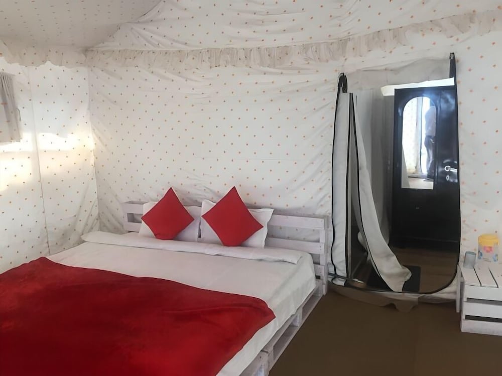 Luxury Tent