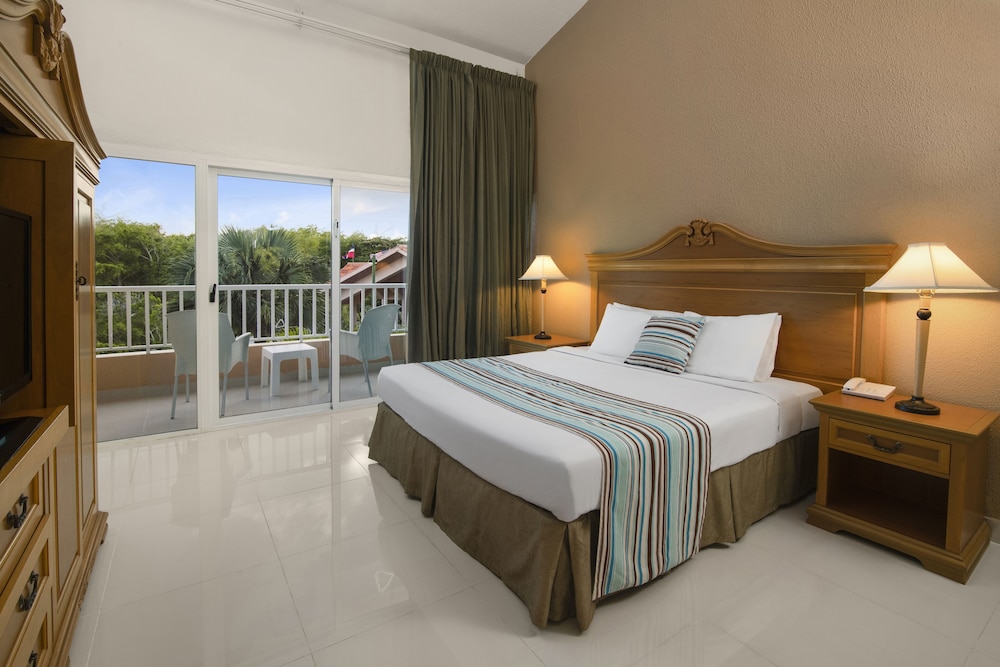 Standard Suite - Photo 1