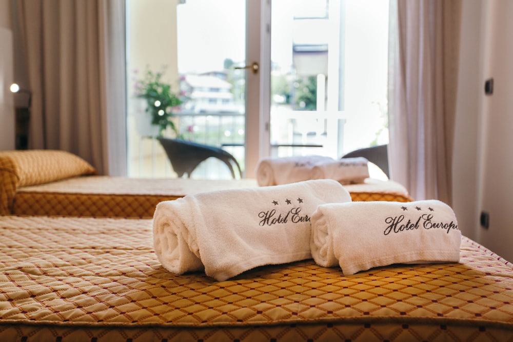 Comfort Triple Room, Lake View