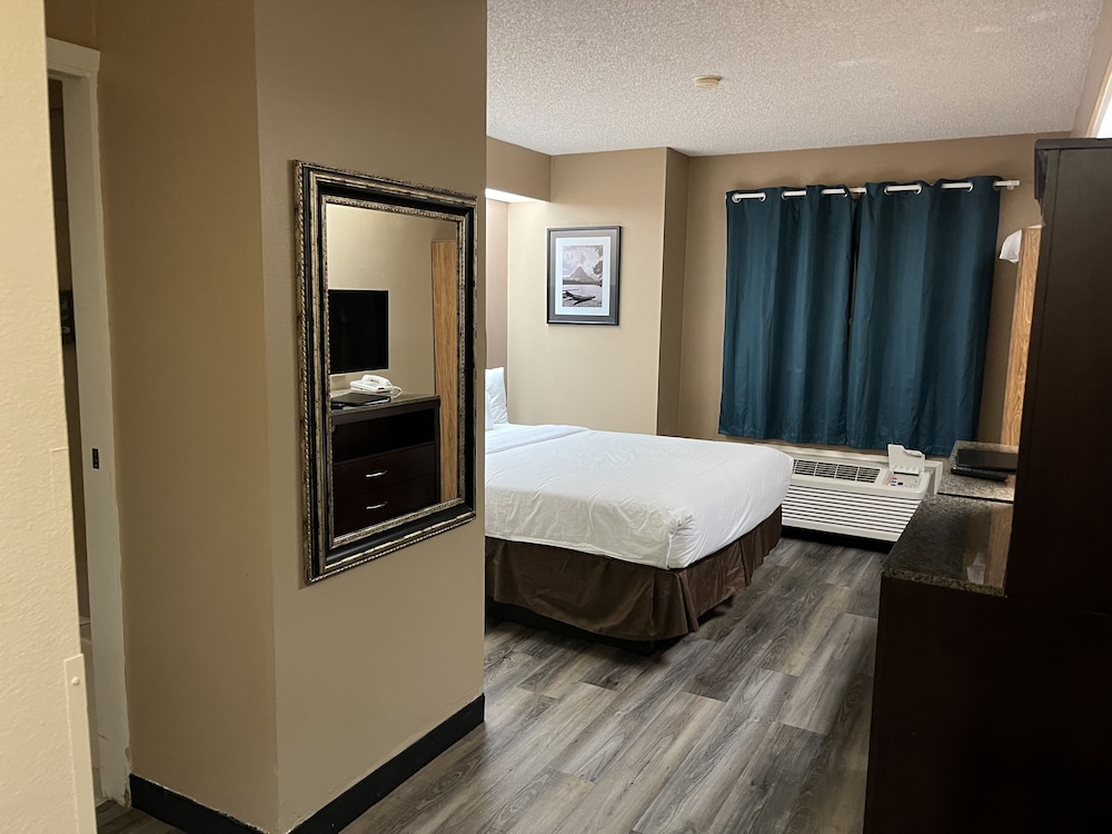Room, 1 Queen Bed, Non Smoking (Handicapped) photo 2
