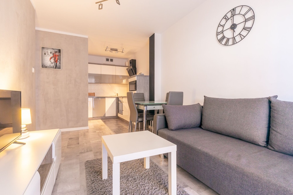 Classic Apartment - Photo 11