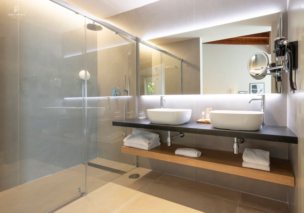 Superior Double Room (2 Adultos)