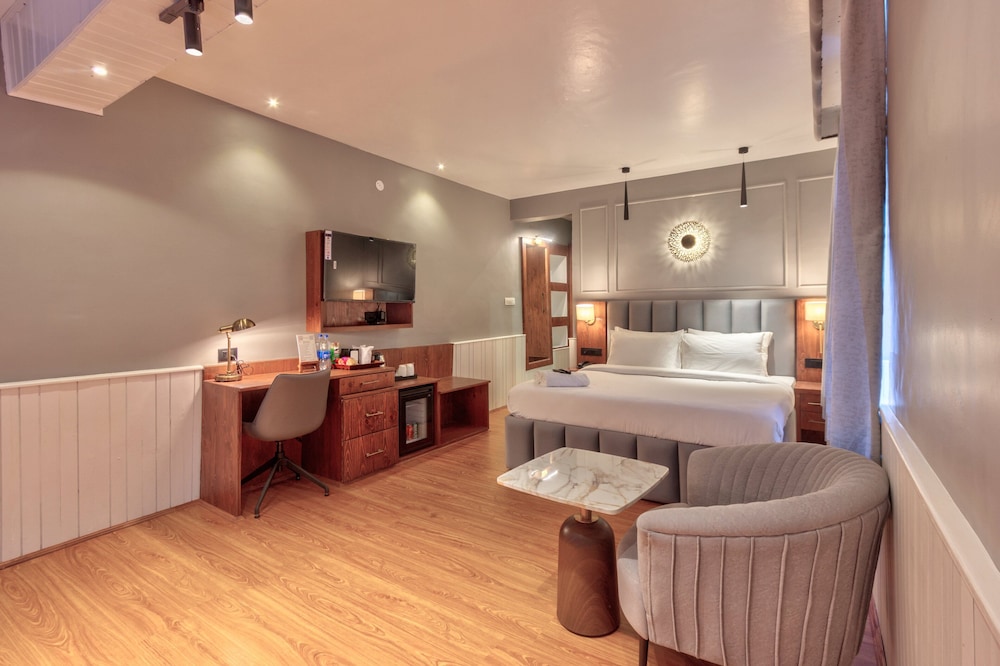 Superior Single Room