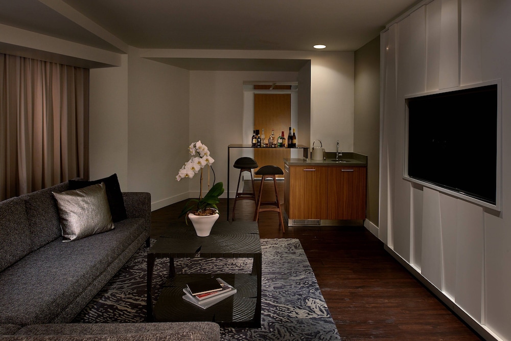 Wow Suite, Suite, 1 King Bed