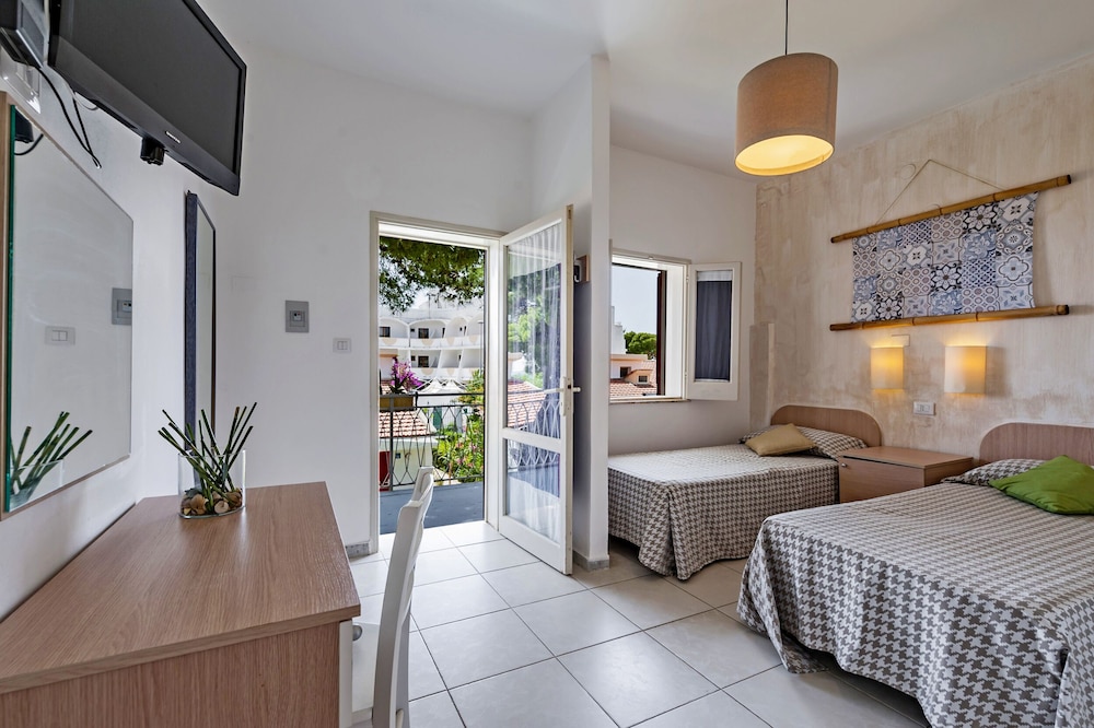 Basic Room (Stanza al Mare Tipologia A)