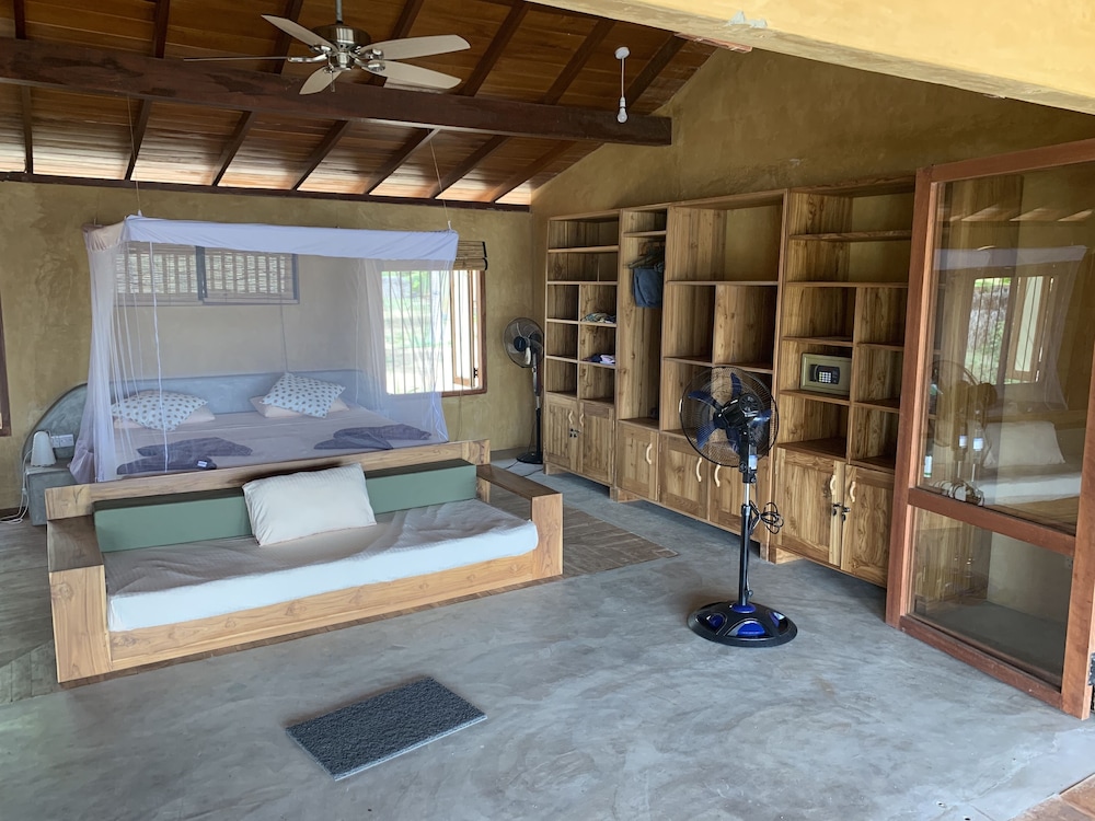 Superior Double Room, 1 Bedroom, Lagoon View photo 2