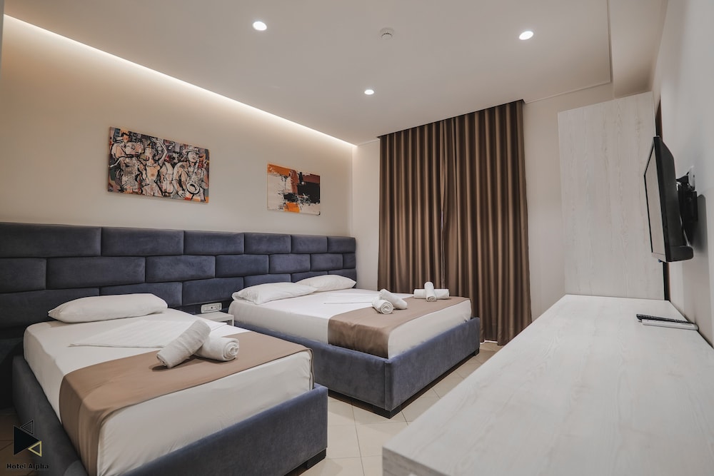Comfort Triple Room