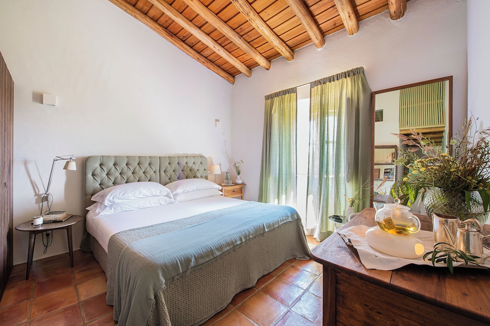 Monte da Peceguina Double Room - Photo 1