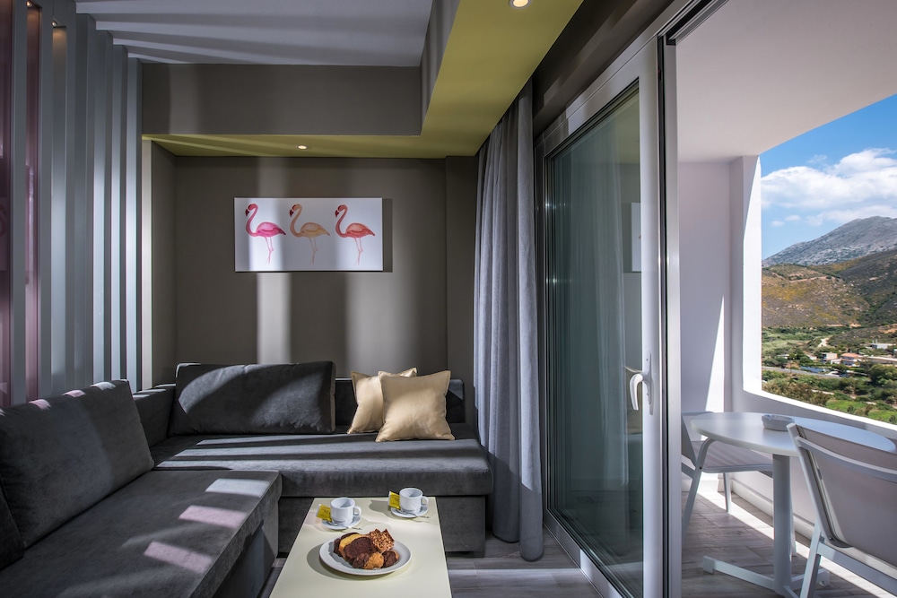 Double Room (Flamingo) - Photo 4
