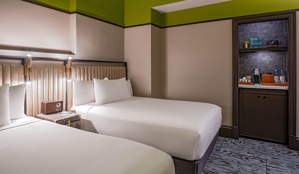 Standard Double or Twin Room, 2 Queen Beds, No Windows - Photo 1