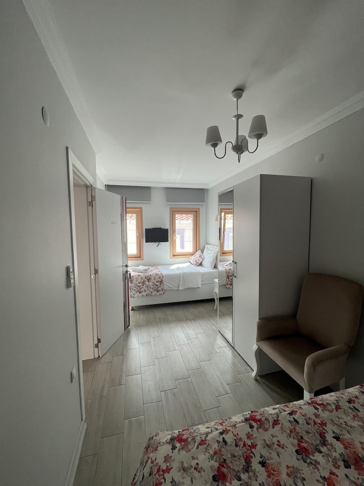 Triple Room photo 3