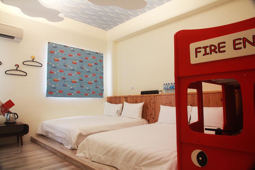 Family Quadruple Room, 2 Double Beds photo 1