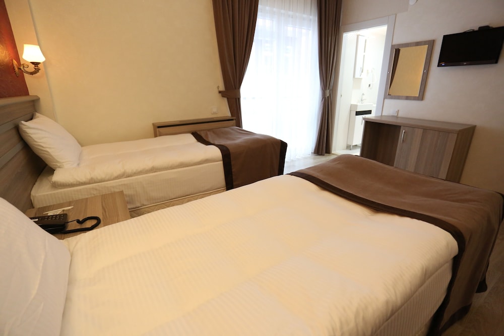 Economy Double Or Twin Room