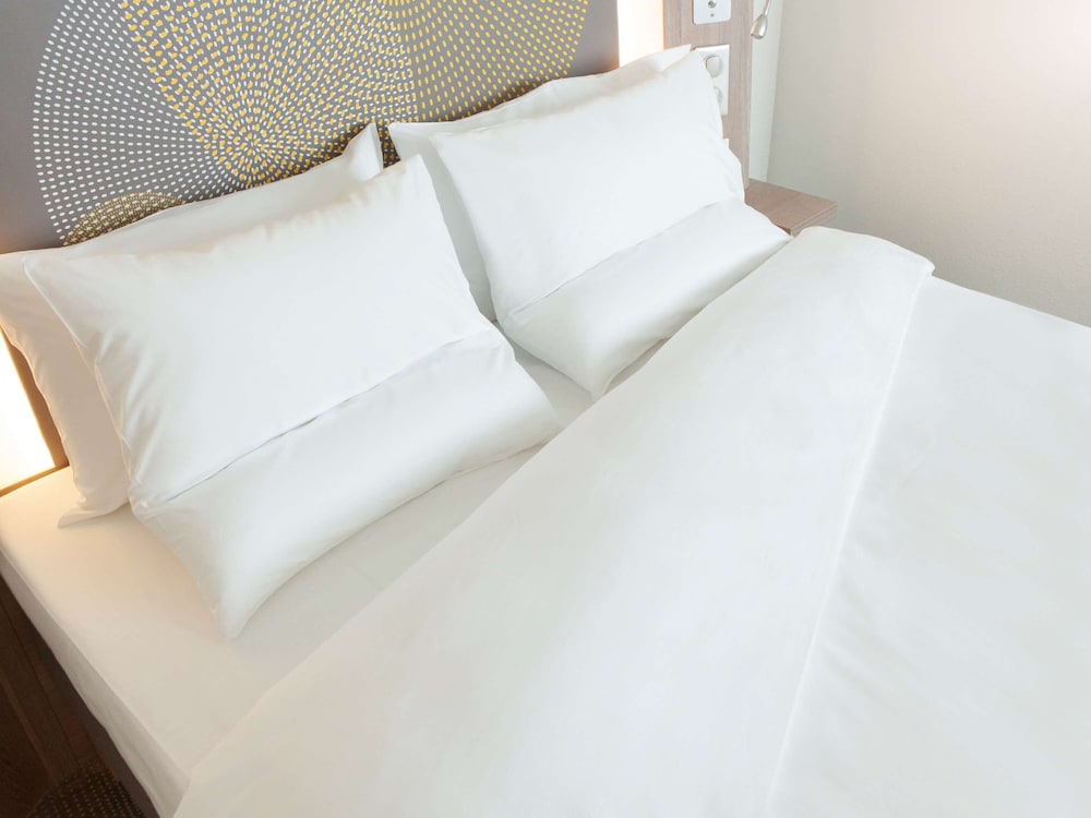 Junior Suite, 1 King Bed - Photo 11
