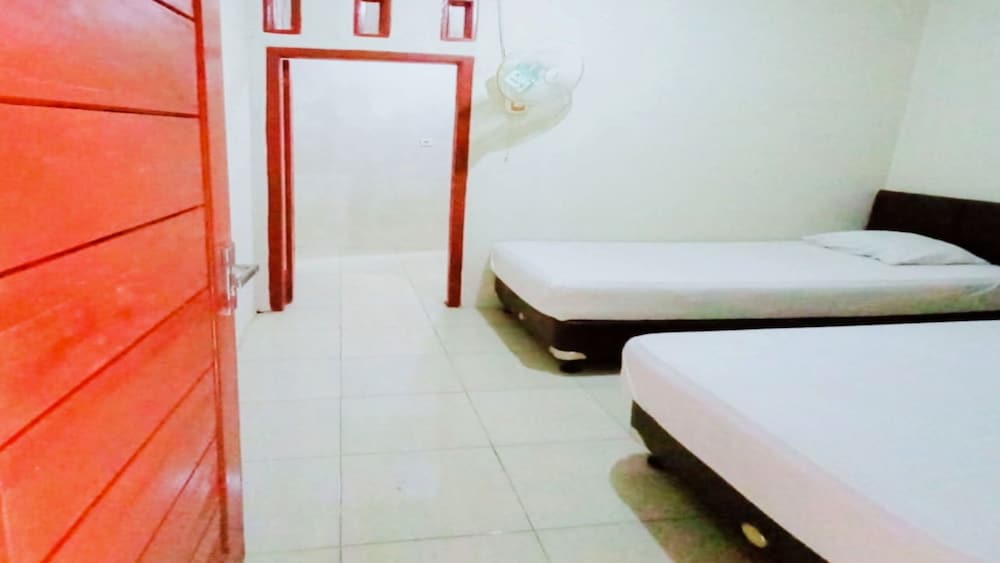 Standard Room - Courtyard View photo 1
